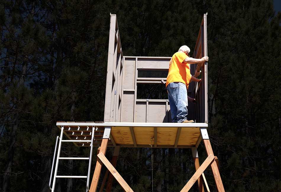 The 6x6 Game Getter Hunting Blind